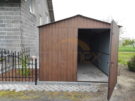 Plechová garáž  3×5×2,5 - ořech (imitace dřeva), sedlová střecha, dvoukřídlá dveře