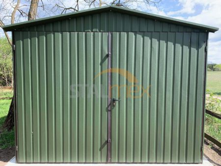 Plechová garáž 3×5×2,5 - chromová zelená BTX 6020 MAT, sedlová střecha, dvoukřídlá vrata